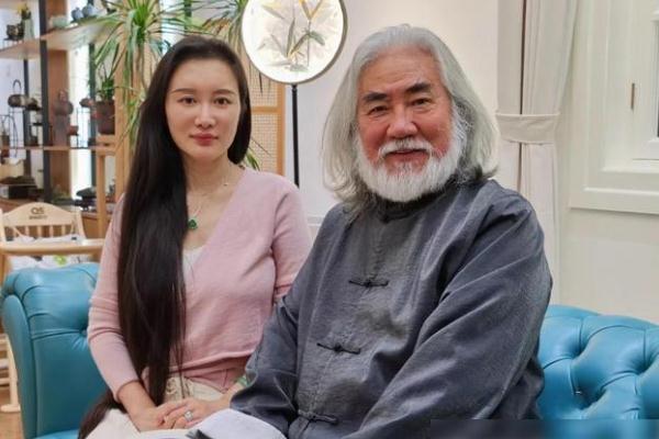 娛樂圈10對老夫少妻的組合，各有各的故事