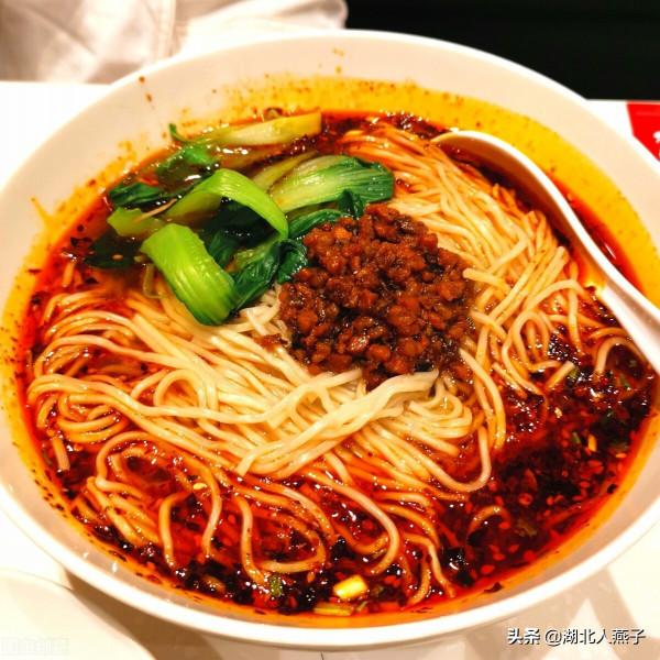 中國35個省市的代表小吃和名菜，吃過30種的人，是最厲害的吃貨