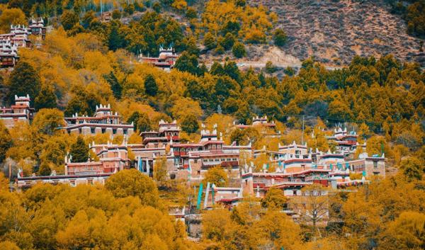 位於丹巴縣的藏族村落,被評為我國最美古村之首,一起來打卡吧 位於丹巴縣的藏族村落,被評為我國最美古村之首,一起來打卡吧