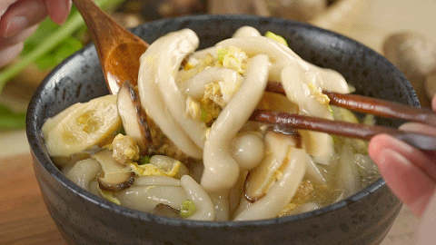 這一碗閉眼做都好吃！簡單一煮就搞定，連吃三碗才過癮