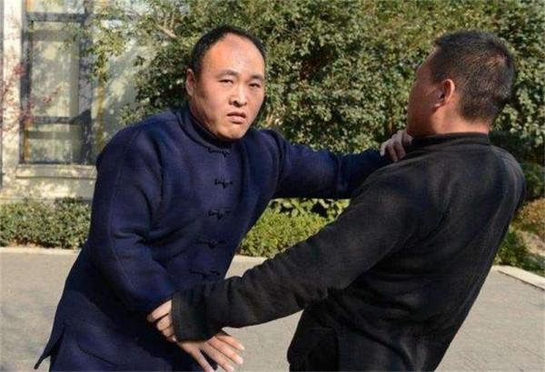 馬雲保鏢捨命為其擋子彈,年入百萬買房買車,馬雲卸任後過得咋樣 馬雲保鏢捨命為其擋子彈,年入百萬買房買車,馬雲卸任後過得咋樣