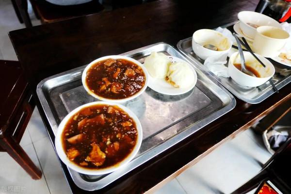 北京人兒的一日三餐吃什麼,每天狂吃還不胖,怎麼做到的? 北京人兒的一日三餐吃什麼,每天狂吃還不胖,怎麼做到的?