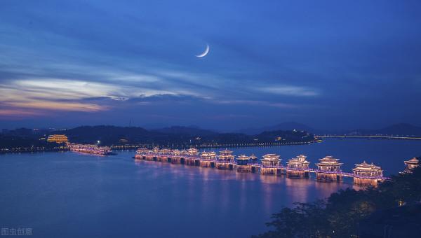 我國古代詩人筆下的月亮