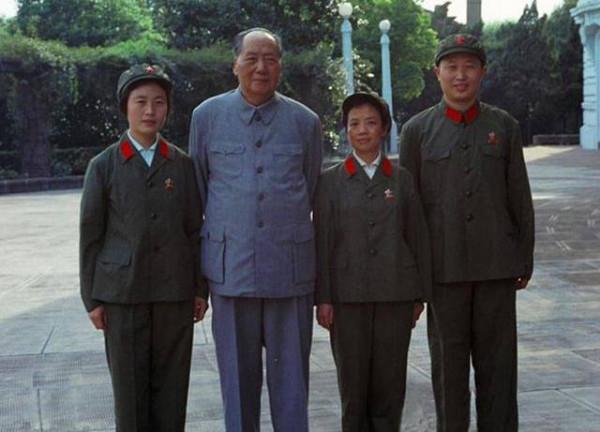 羅榮桓逝世,毛主席夜不能寐,悼念時當眾流淚:這是一個好同志啊 羅榮桓逝世,毛主席夜不能寐,悼念時當眾流淚:這是一個好同志啊