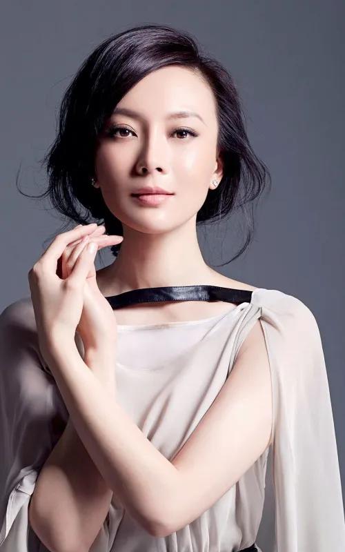 陳數：美麗大方，氣質優雅，盡顯女神魅力