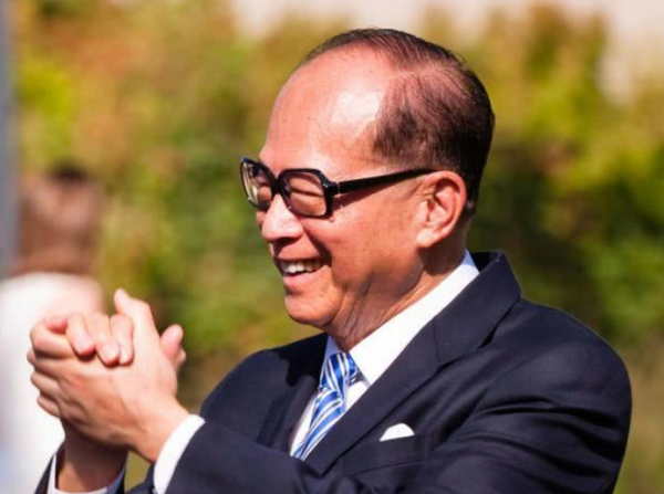 河北“鬼手”王保合:年近70歲,用3球2碗,為家鄉贏李嘉誠4個億 河北“鬼手”王保合:年近70歲,用3球2碗,為家鄉贏李嘉誠4個億