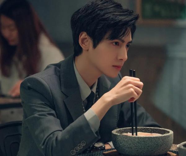 內娛30+男星“戰績”對比：肖戰流量斷層，誰演技一騎絕塵？