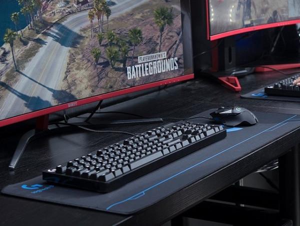 手慢無：39元搶全網爆款羅技超大號電競滑鼠墊