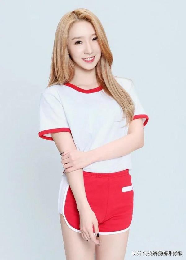 “宇宙少女”孟美岐 “宇宙少女”孟美岐