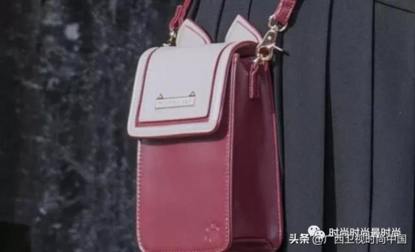 迎面一股海軍風，減齡顯瘦小能手