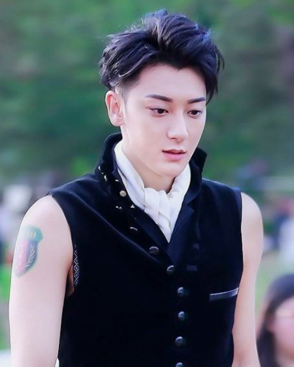 黃子韜 鹿晗張藝興的EXO 隊友，天真直率的北方男孩，你們喜歡他嗎