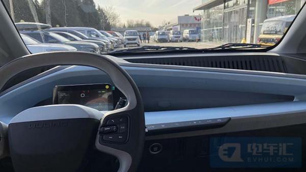 續航305km，五菱高階版NanoEV探店體驗