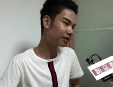 3年前，一夜爆火的“髮際線男孩”小吳，如今怎樣了？