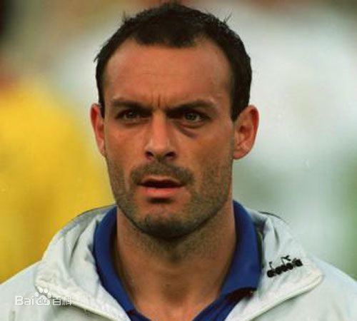 “國家隊猛如虎,俱樂部菜如雞”,盤點到國家隊就威猛的球員 “國家隊猛如虎,俱樂部菜如雞”,盤點到國家隊就威猛的球員