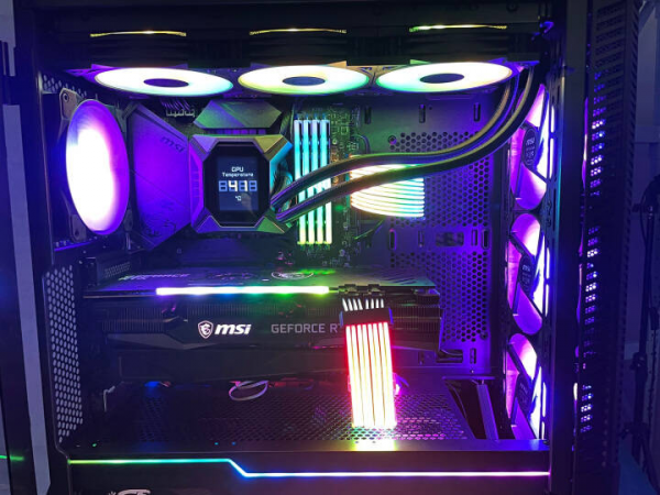 再不換電腦我們就老了，12代CPU電腦微星全家桶推薦