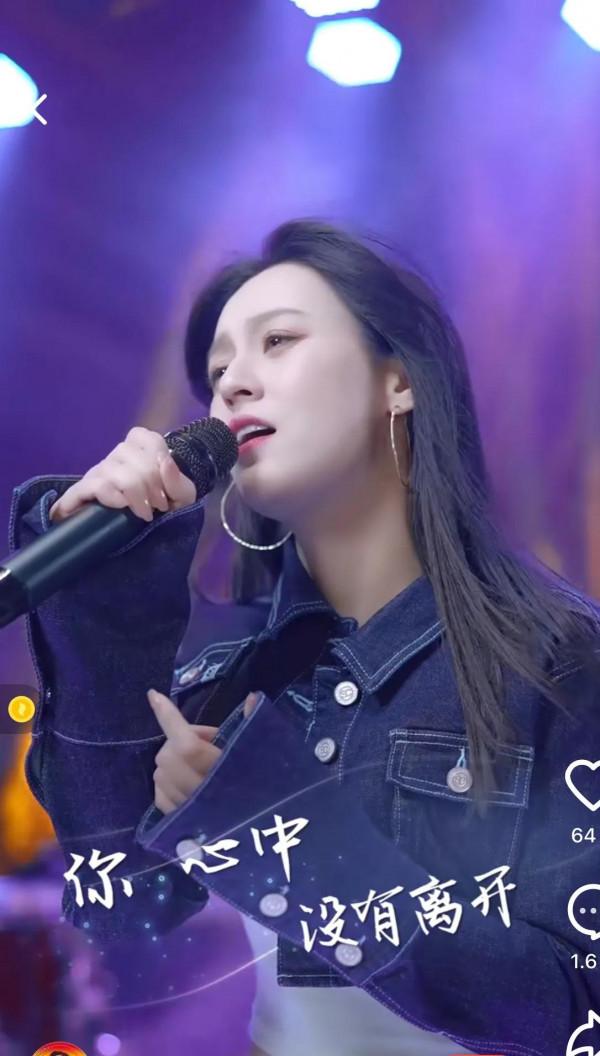 曾經的超級女生唐藝 她的逆襲之路