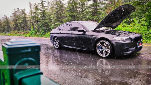 寶馬M5升級ECU刷特調程式,S63“機皇”潛能覺醒 寶馬M5升級ECU刷特調程式,S63“機皇”潛能覺醒