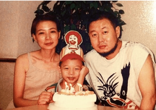 90年代歌星現狀:高楓早逝,火風被兒子連累,景崗山成酒蒙子 90年代歌星現狀:高楓早逝,火風被兒子連累,景崗山成酒蒙子