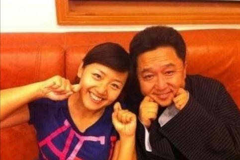 &OpenCurlyDoubleQuote;賢妻&rdquo;白慧明：不顧反對嫁大10歲的于謙，成了郭德綱的包袱來源