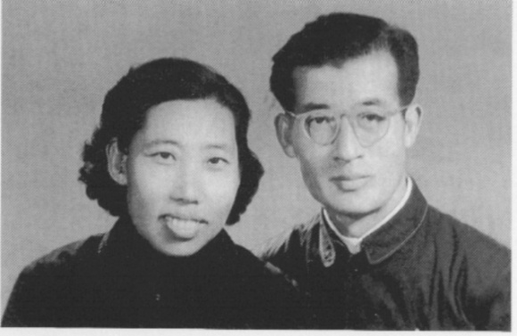 末代皇帝在蘇聯秘密選太子，前半生對其殘忍，後半生當成親生兒子