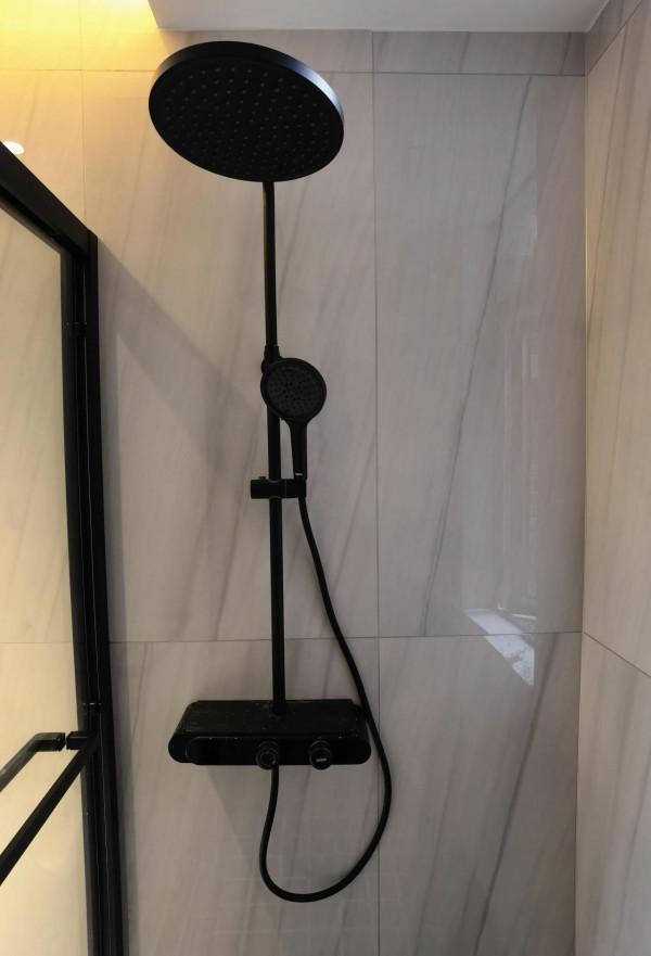 今天的衛浴安裝成果