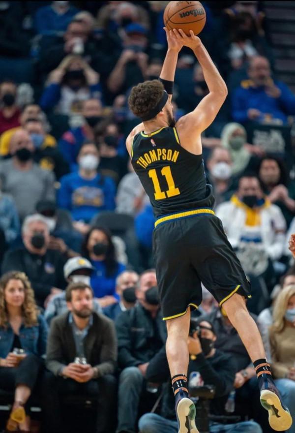 庫裡20&plus;7血染賽場，水花二老歸位