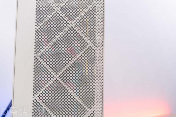 散熱十分優秀，佔地面積超小、銀欣ALTA G1M白色MATX機箱 評測