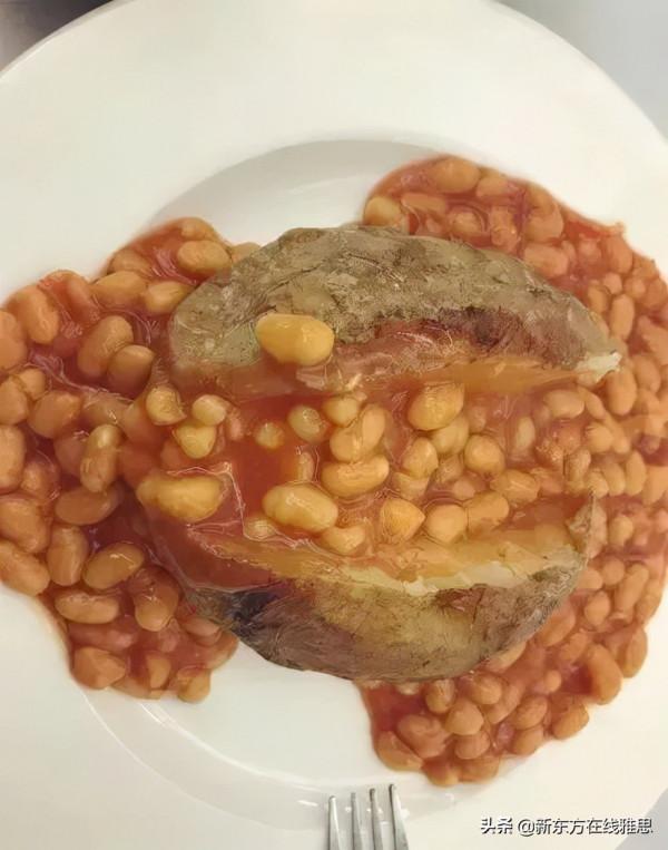 看完英國大學食堂後，才知道“美食荒漠”不是白叫的