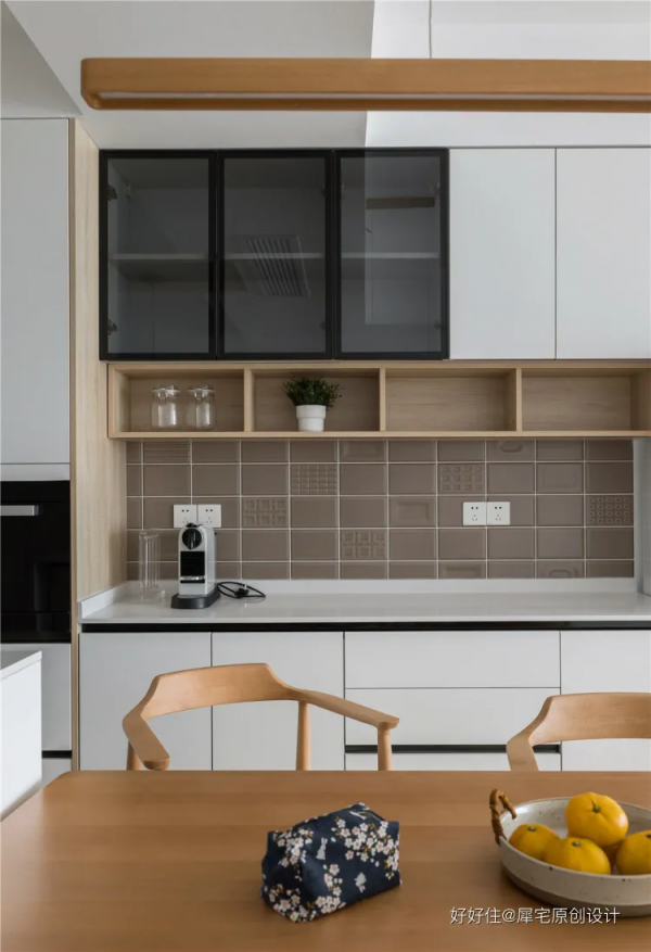 純正日式風，小時候看櫻桃小丸子留下的榻榻米情結終於實現啦