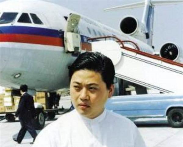 溫州首富:“膽大包天”的王均瑤 溫州首富:“膽大包天”的王均瑤