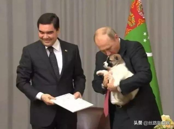 送土庫曼國寶去“當兵”