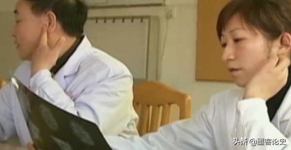 江西8歲女孩患血管瘤，下巴長出長舌狀肉瘤，隨年齡增長垂吊胸前