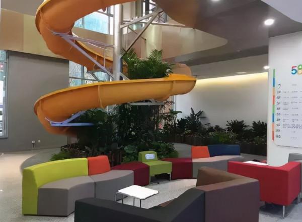 330億蘋果總部曝光,網際網路巨頭辦公樓裝修都有哪些道道? 330億蘋果總部曝光,網際網路巨頭辦公樓裝修都有哪些道道?