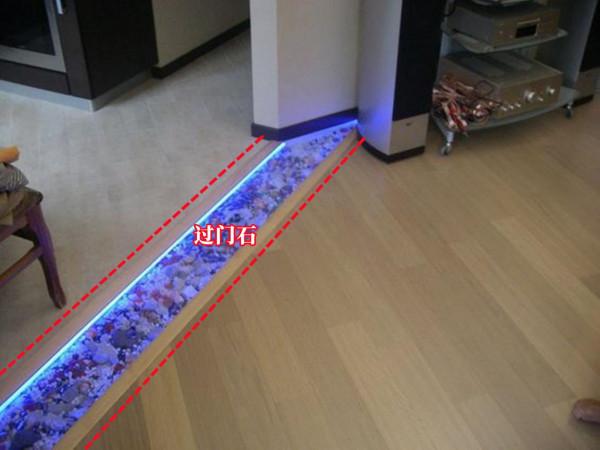 家裡這6個地方，不鋪瓷磚木地板，換成玻璃填充鵝卵石，意外好看