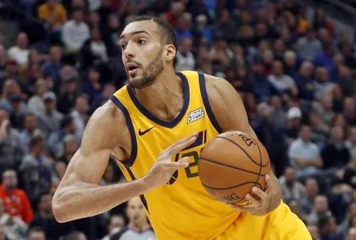 小球時代的無奈！約基奇領銜，新賽季聯盟十大中鋒