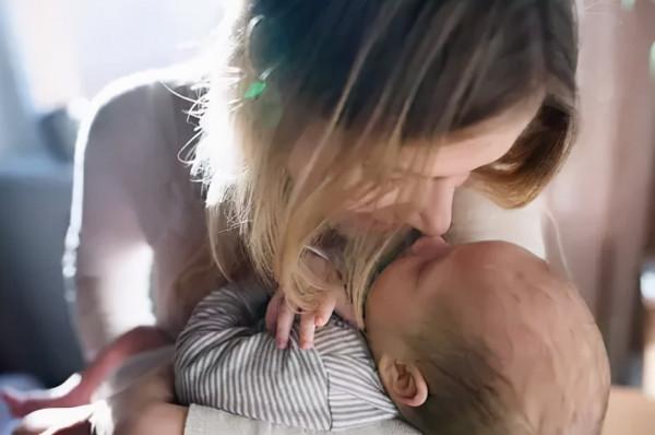 華人媽媽精心策劃1周殘殺兒女,膠帶封鼻,手段殘忍 華人媽媽精心策劃1周殘殺兒女,膠帶封鼻,手段殘忍