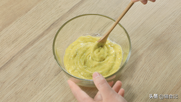 寶寶突然變得不愛吃飯？輔食這樣變，寶寶每餐吃光光