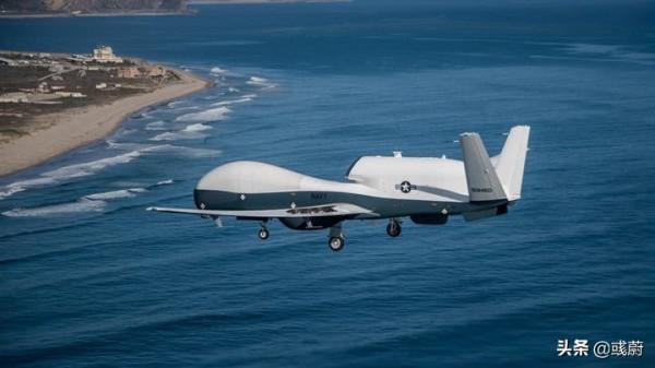 空軍獨苗殲偵8F戰機，真的是因為高空偵察無可替代而堅持服役嗎？