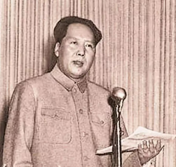 1949年，毛主席欲和平解放新疆，陶峙嶽：想和平起義我有一個條件