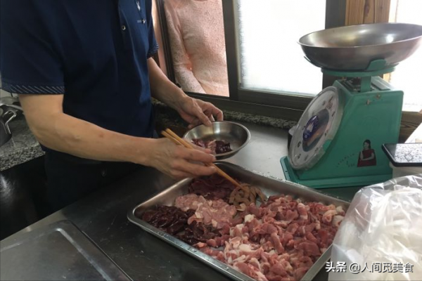 廣東小鎮上的傳統早餐，當地人吃不膩，外地人慕名而來卻被忽悠了