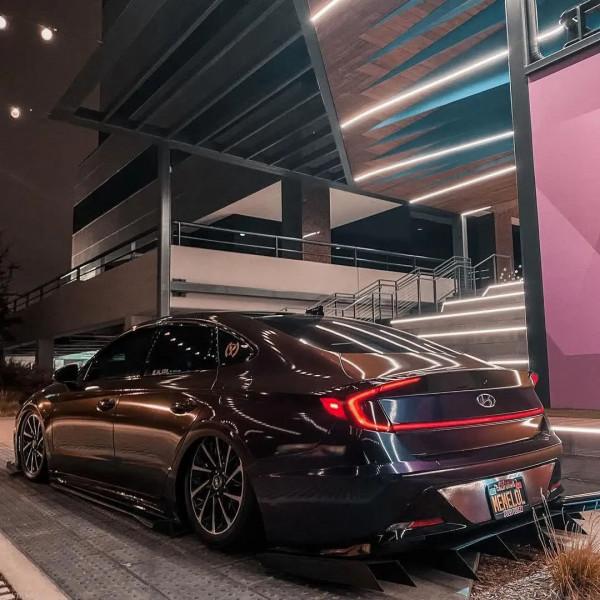 被“鯰魚臉”坑慘了的索納塔10改裝過後明顯帥多了 被“鯰魚臉”坑慘了的索納塔10改裝過後明顯帥多了