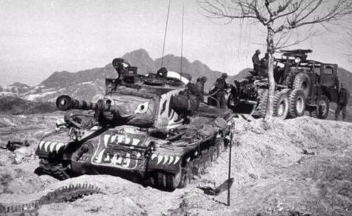 範天恩私自做主率軍趕入戰場，卻打出了永留史冊的松骨峰狙擊戰