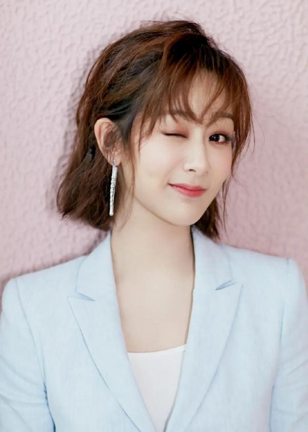 寶藏女孩楊紫美圖｜倪萍：《女心理師》楊紫是個很有魅力的演員