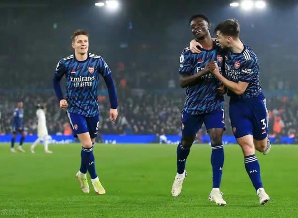 青春已經抬頭，風暴能夠刮起來嗎？