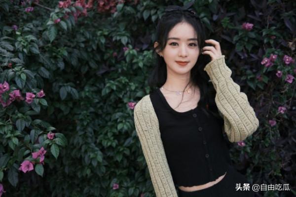 化妝師談給明星化妝內幕：帶28公斤化妝箱跟妝，有時還要煮假髮