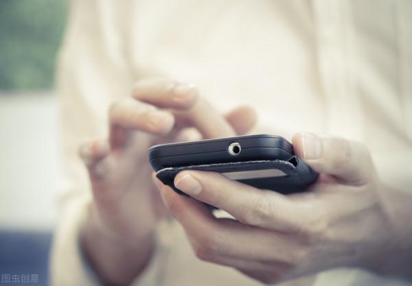 日本18歲漂亮女孩5年前被退役美國士兵謀害，背後的真相是什麼？