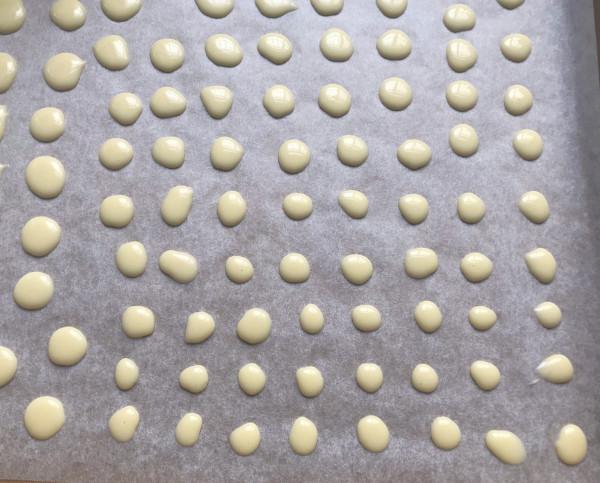 麵粉，雞蛋加牛奶，教你做酥脆的蛋奶小餅乾，比買的還好吃