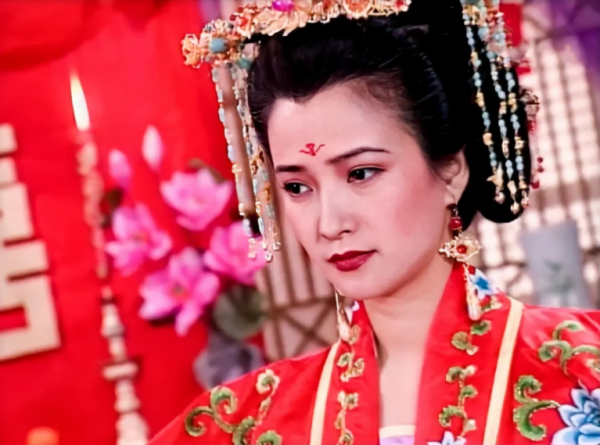 古裝劇審美降級!王一博遭群嘲,啥時候能再見“平平無奇”古天樂 古裝劇審美降級!王一博遭群嘲,啥時候能再見“平平無奇”古天樂