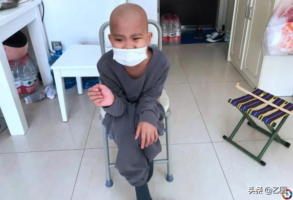 男童喜歡羽毛球，立志成為世界冠軍，誰知兩次接受移植生死難料