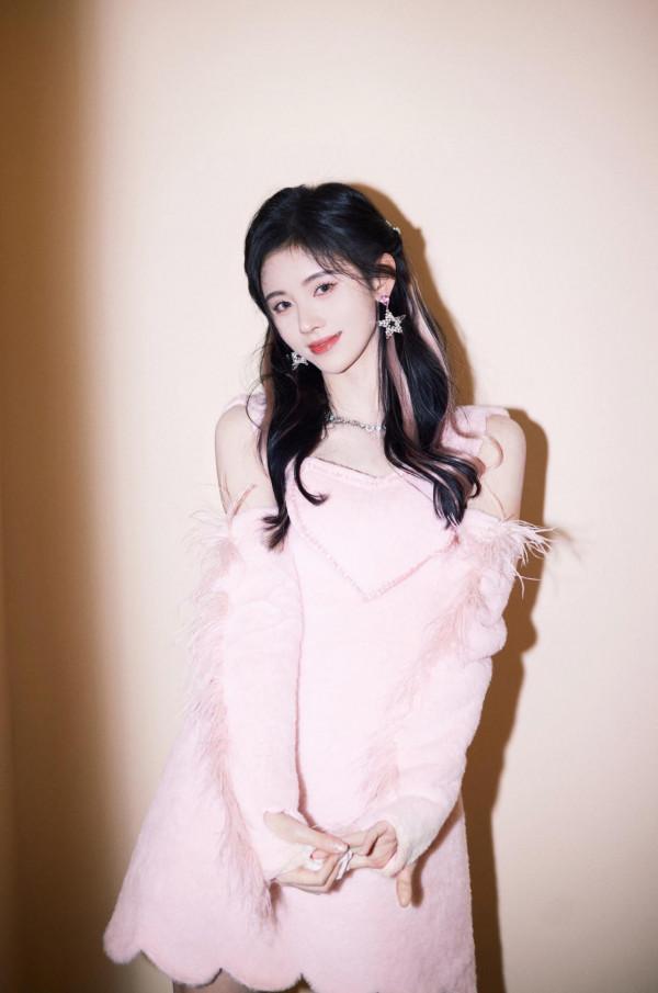 185號“女神”鞠婧禕 185號“女神”鞠婧禕